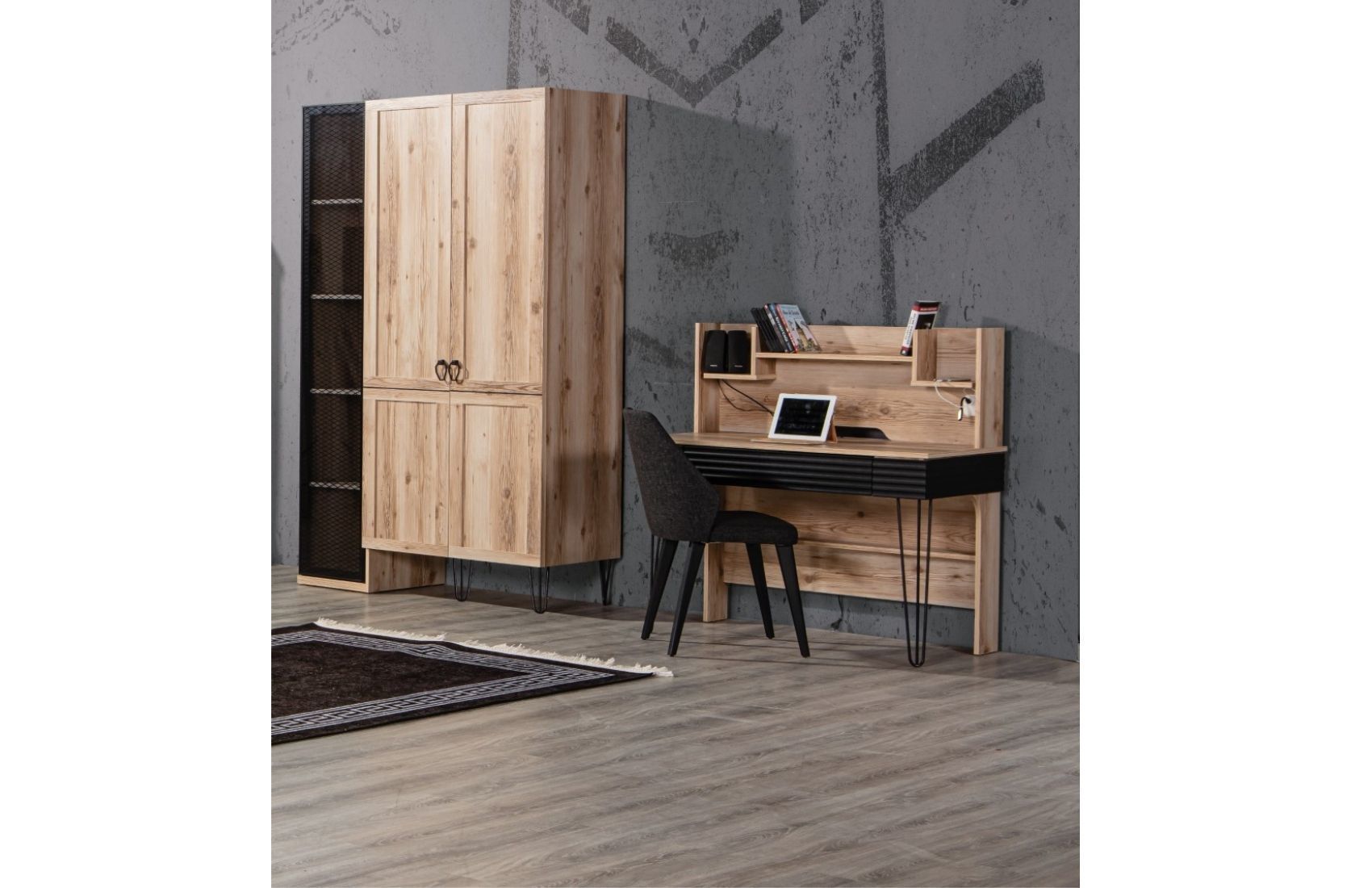 Aris Genç Çalışma Masası