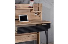 Aris Genç Çalışma Masası