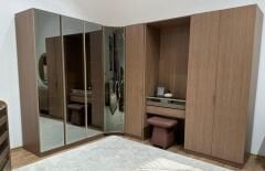 İcon Giyinme Odası Takımı