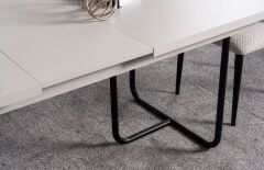 Pragma Yemek Masası