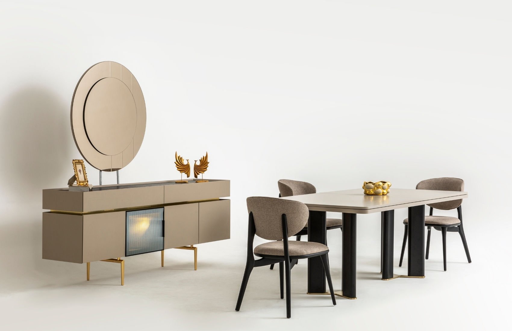 Kumsal Yemek Odası Takımı