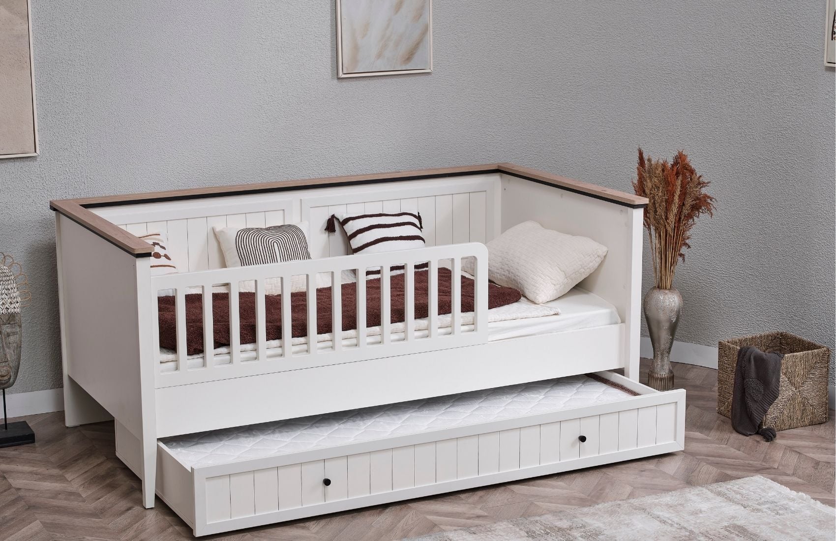 Boston Çocuk Sedir Montessöri